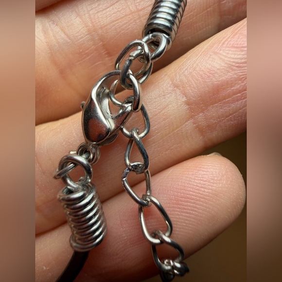 Hawaiian Style Surfer Shark Tooth & Bead Necklace - Picture 5 of 6